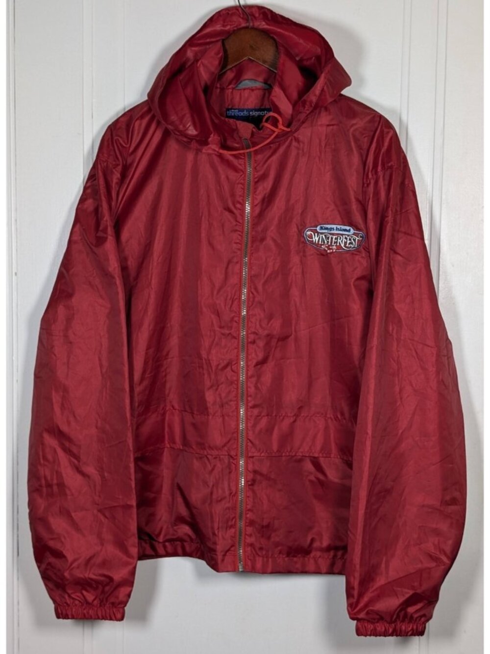 Kings Island Amusement Park Winterfest Red Jacket Windbreaker Full Zip Hooded XL